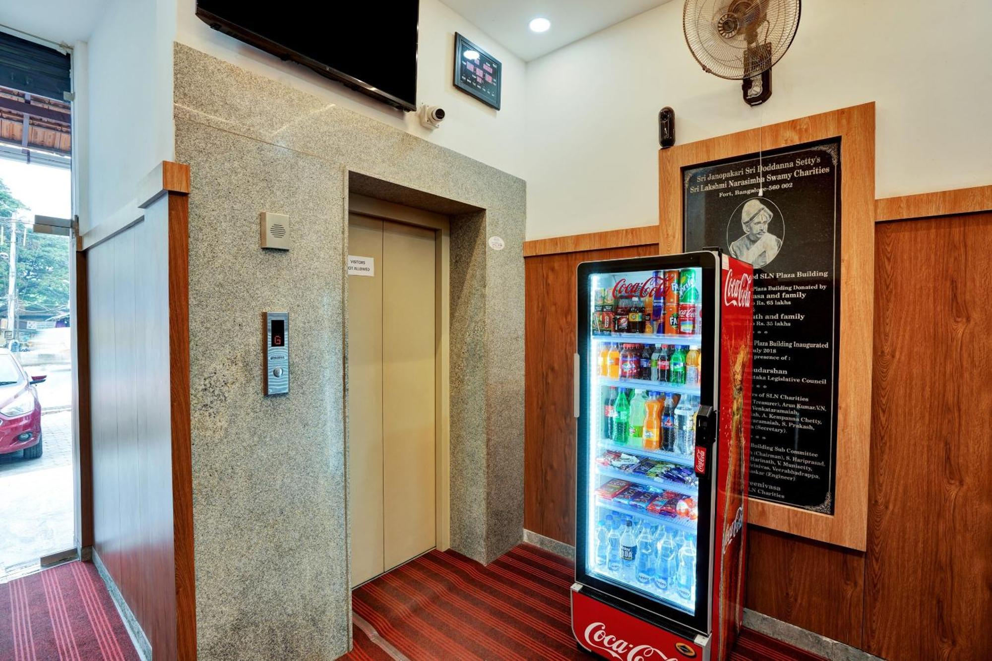 B Six Hotel Μπανγκαλόρ Εξωτερικό φωτογραφία
